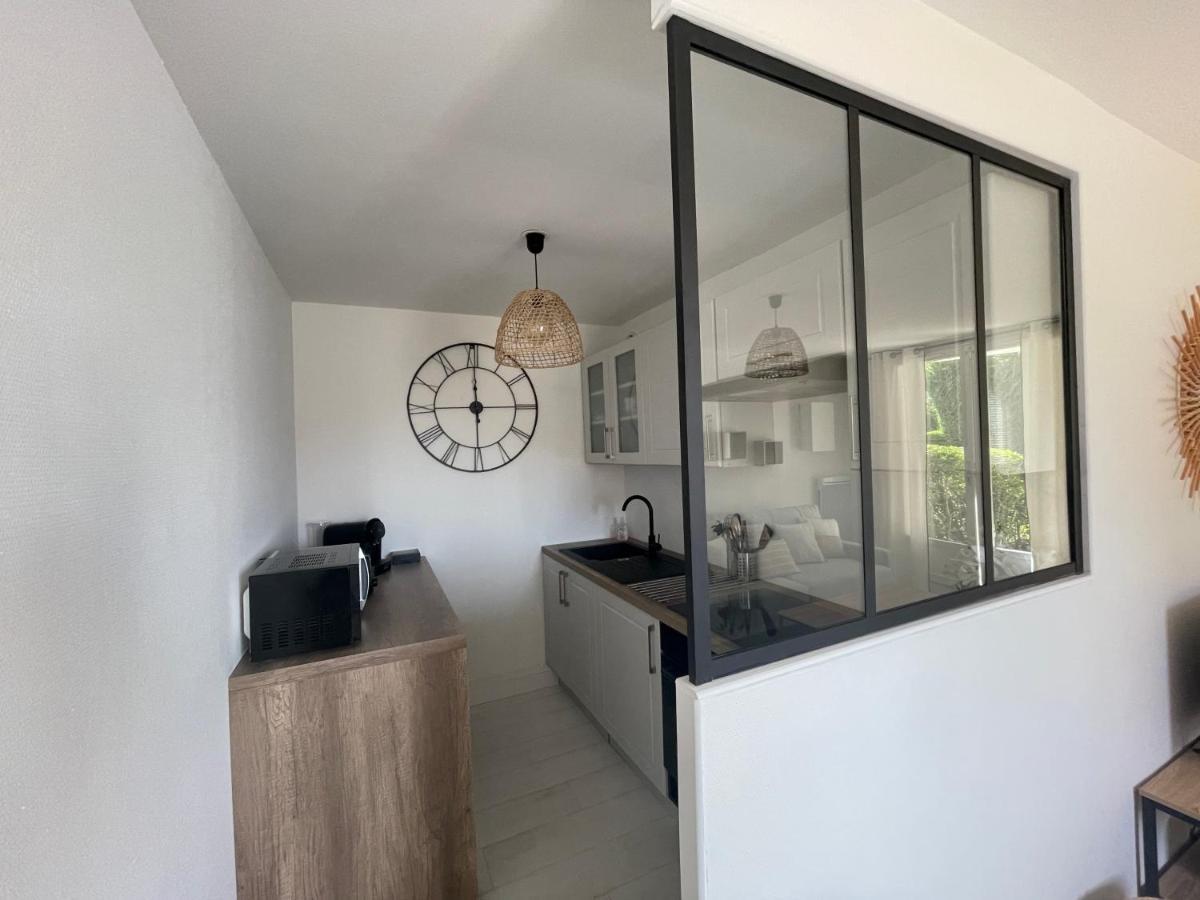 Le Plein Soleil, Appt 2 Pieces Terrasse, 600 M De La Plage De Blonville Sur Mer Apartment Luaran gambar